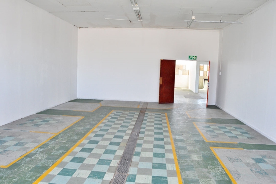 To Let commercial Property for Rent in Maitland Western Cape